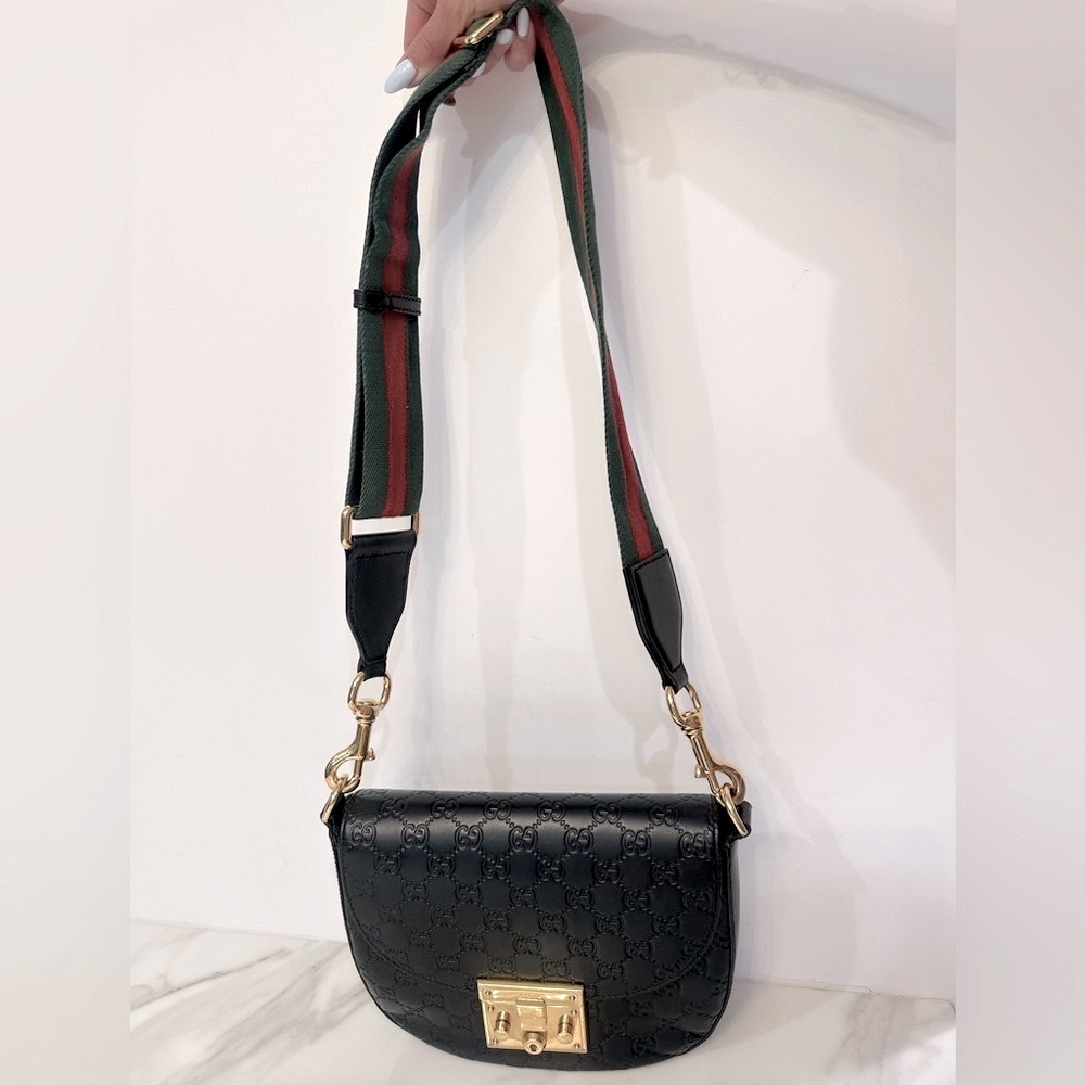 Gucci GG Signature Medium Padlock Crossbody Bag - Picture 3 of 10
